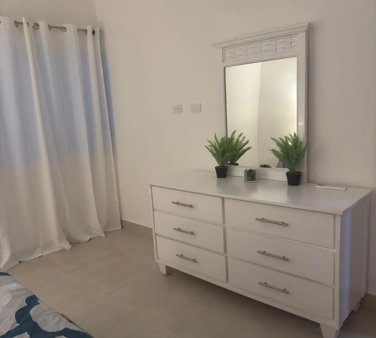 شقة Hermoso Apartamento Acogedor Con Piscina A Dos Minutos De Blue Mall سانتو دومينجو